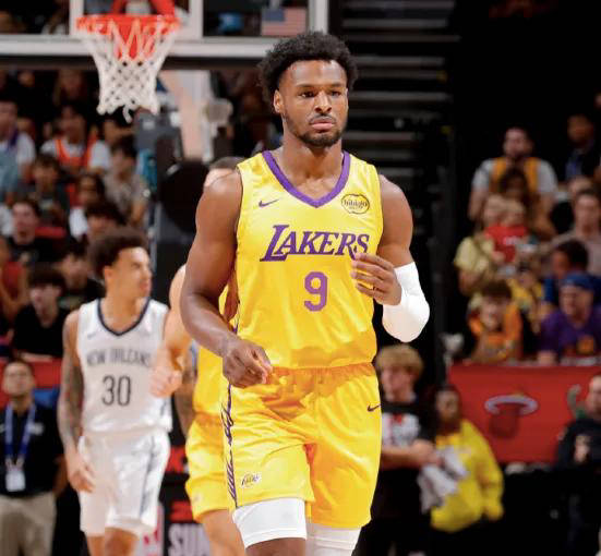 Doinb焦点对战，东契奇与90激战老鹰分钟，出色发挥胜负难料！爱游戏真人娱乐