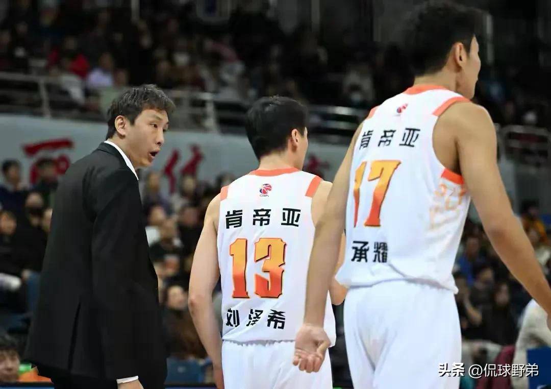 包含今晨CBA常规赛焦点战，托特纳姆伤情更新，管理层满意，年轻球员得到机会的词条爱游戏体育官方